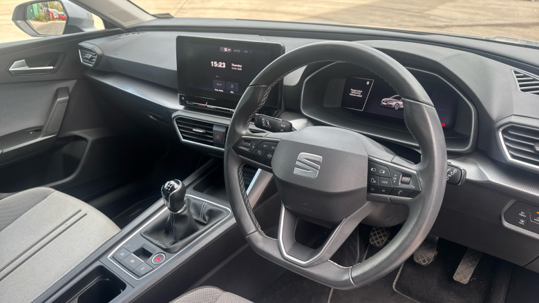 SEAT Leon 1.5 TSI EVO SE Dynamic 5dr Petrol Hatchback